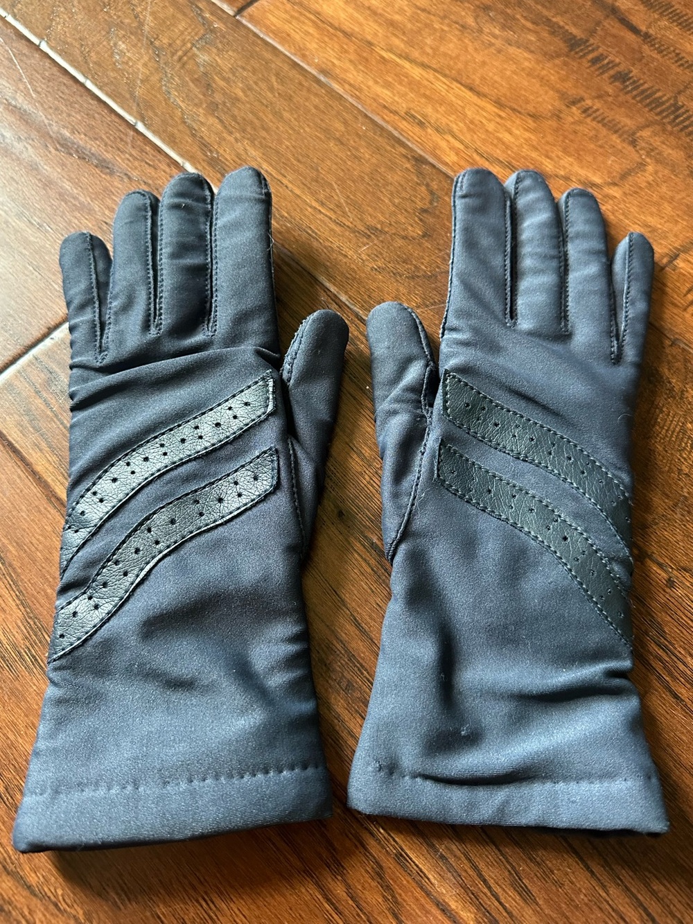 Vintage L'eggs Sheer Energy Knit Lined Stretch Driving Gloves Navy Blue